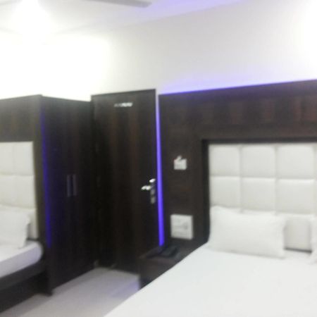 Hotel Pink City @ Opposite New Delhi Railway Station Paharganj Экстерьер фото